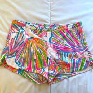 Lilly Pulitzer Patterned Size 4 shorts